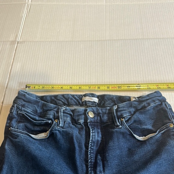 Good American skinny Blue Jeans stretch fabric multiple pockets and zipper - Picture 4 of 9